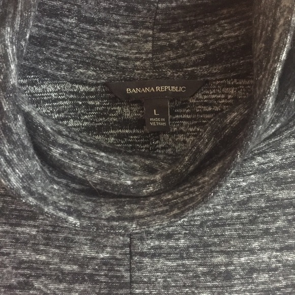 Heathered gray poncho - Banana Republic - Picture 3 of 4